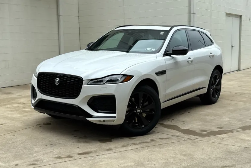 2026 Jaguar F-PACE P250 R-Dynamic S photo 1