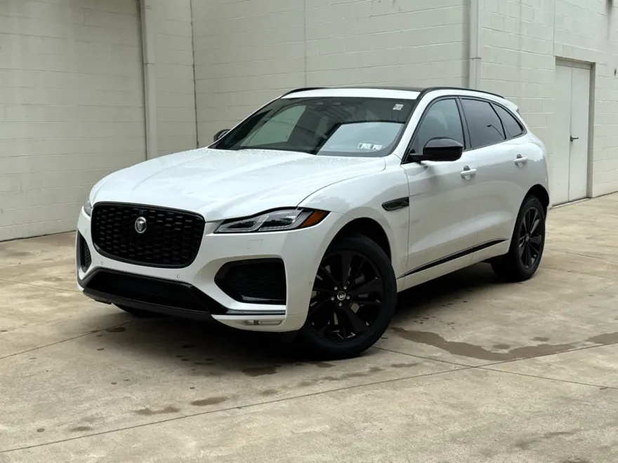 2026 Jaguar F-PACE P250 R-Dynamic S photo 1