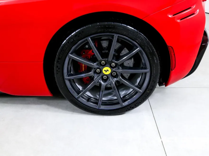 2021 Ferrari SF90 Stradale photo 27