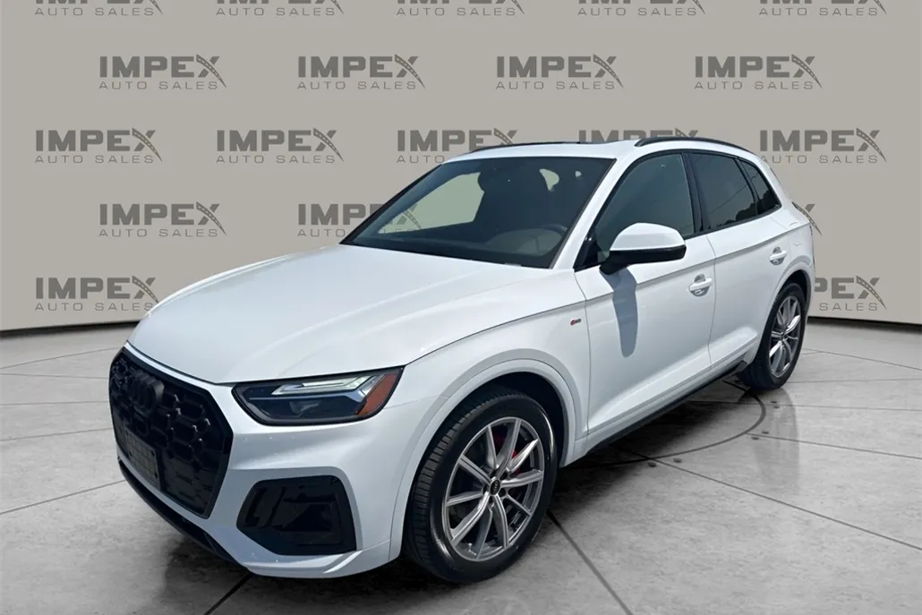 2024 Audi Q5 55 Premium Plus photo 1