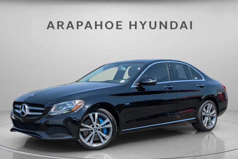 2017 Mercedes Benz C 300 Sedan photo 1