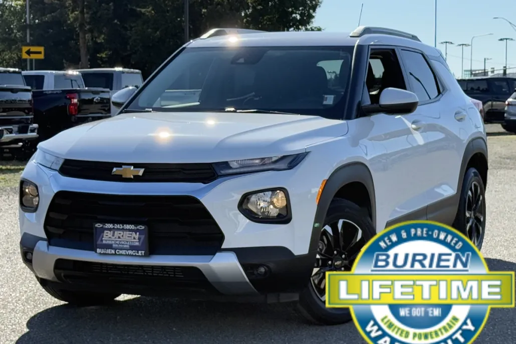 2023 Chevrolet Trailblazer LT photo 1