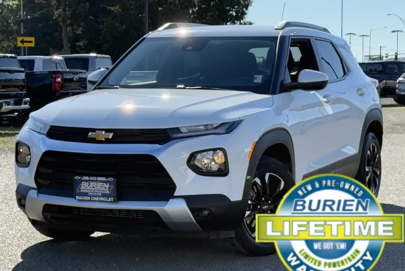 2023 Chevrolet Trailblazer LT photo 1