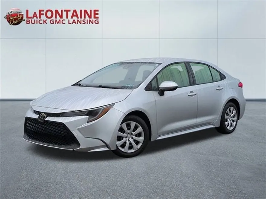 2022 Toyota Corolla LE photo 1