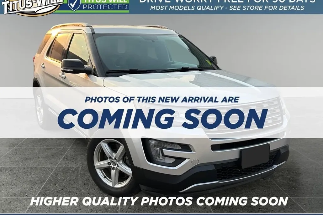 2017 Ford Explorer XLT photo 1