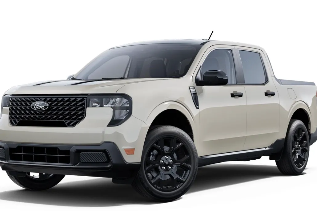 2025 Ford Maverick XLT photo 1