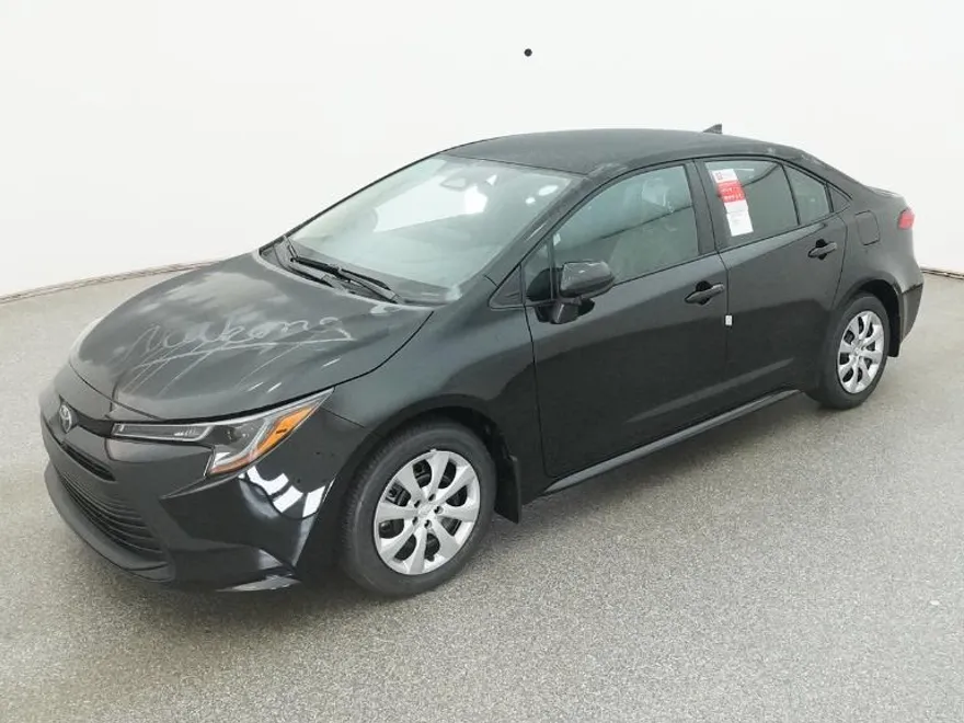 2026 Toyota Corolla LE photo 1