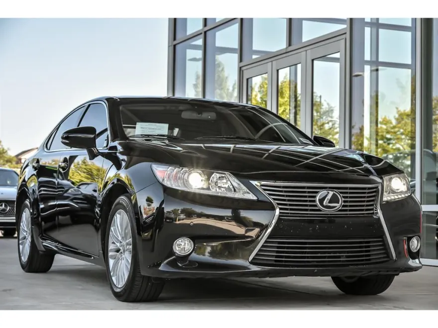 2013 Lexus ES 350 photo 1