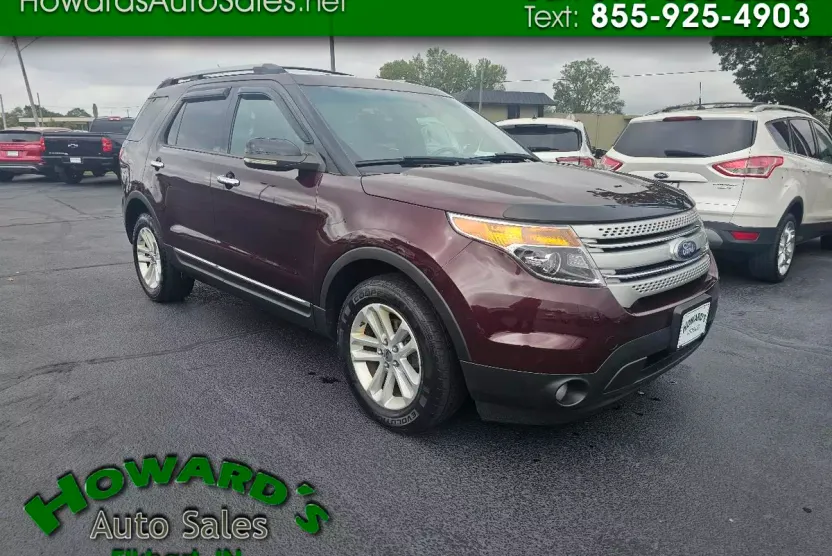2011 Ford Explorer XLT photo 1