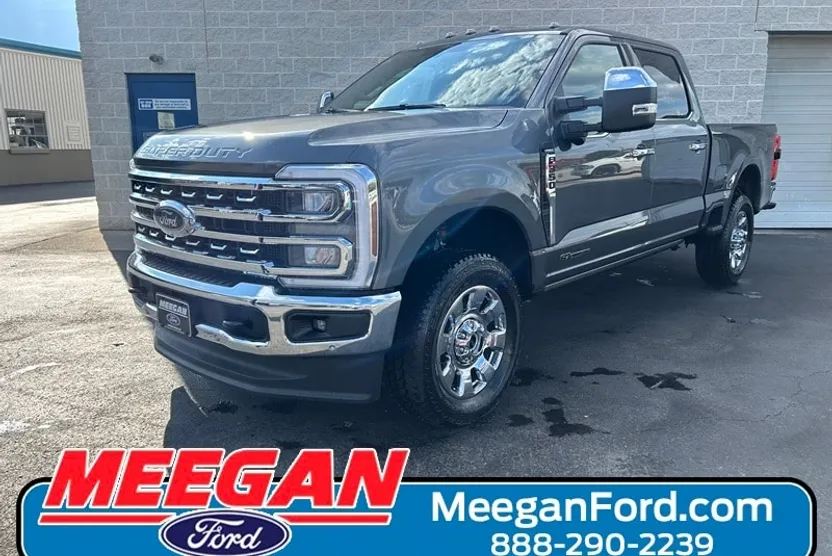 2026 Ford F-350 Lariat photo 1