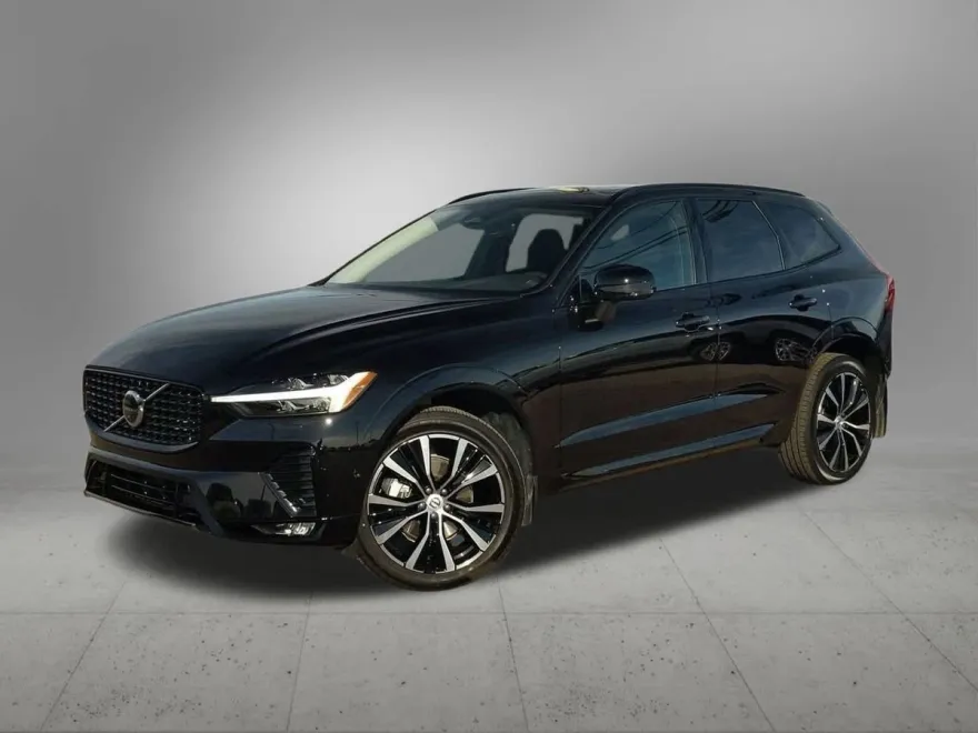 2025 Volvo XC60 B5 Plus photo 1