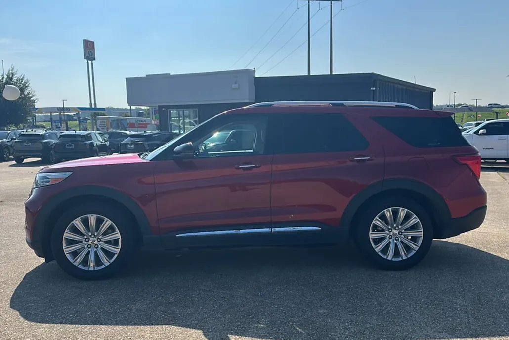 2021 Ford Explorer Limited photo 1