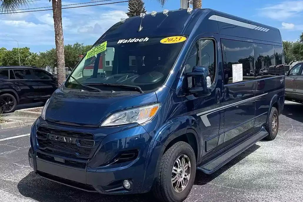2023 Ram ProMaster 2500 Window Van photo 1