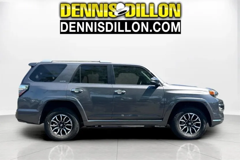 2022 Toyota 4Runner Limited photo 1