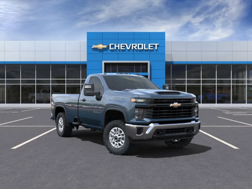 2025 Chevrolet Silverado 2500HD photo 1