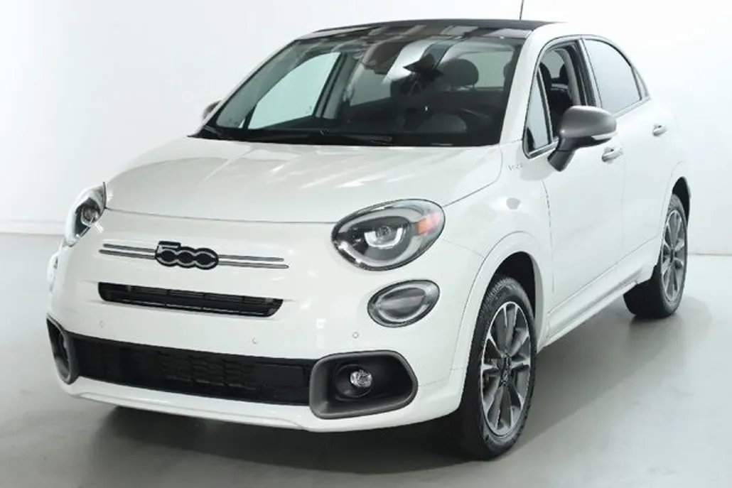 2023 Fiat 500X Pop Sport photo 1