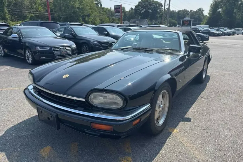 1994 Jaguar XJ photo 1