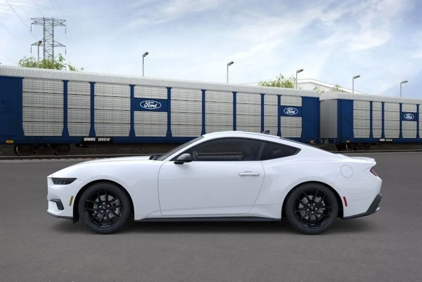 2025 Ford Mustang EcoBoost photo 1