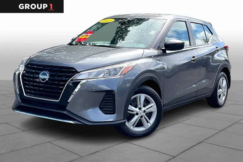 2023 Nissan Kicks S photo 1