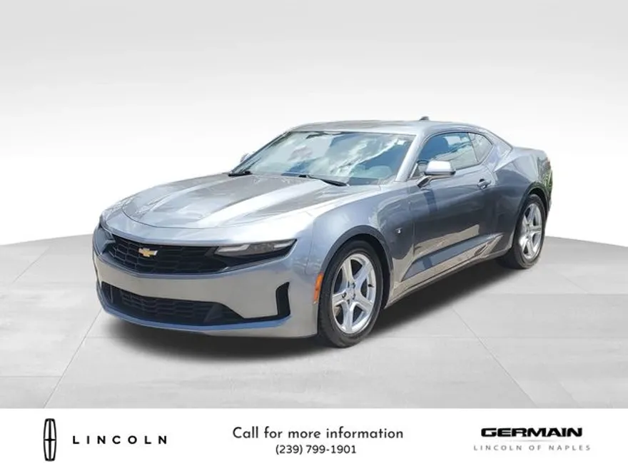 2022 Chevrolet Camaro 1LT photo 1
