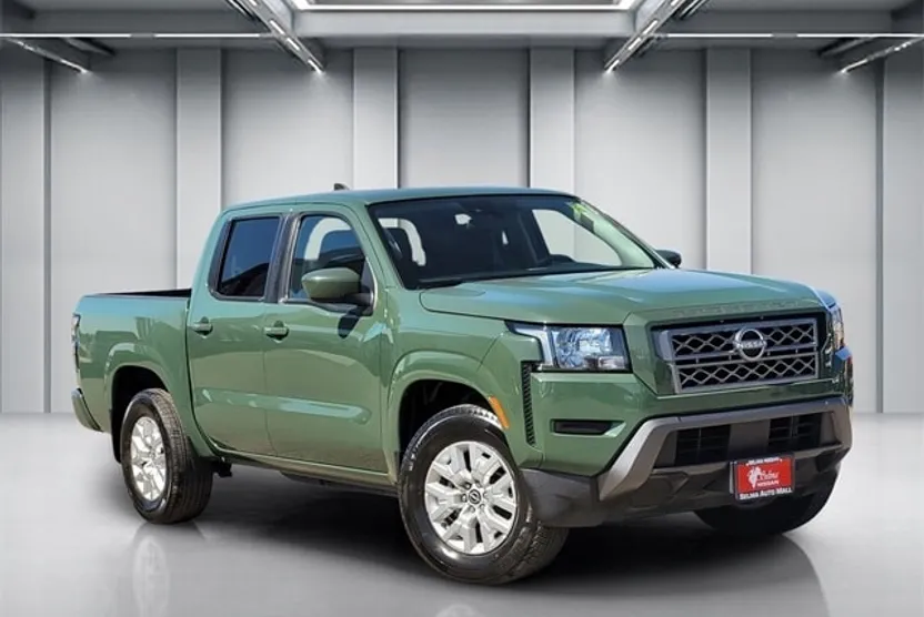 2022 Nissan Frontier SV photo 1