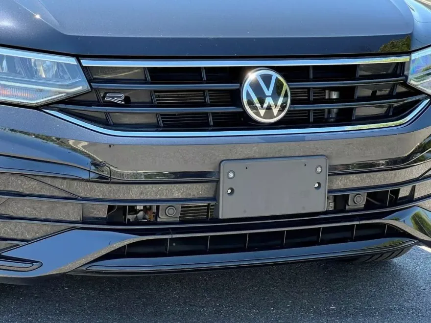 2022 Volkswagen Tiguan SE R-Line Black photo 1