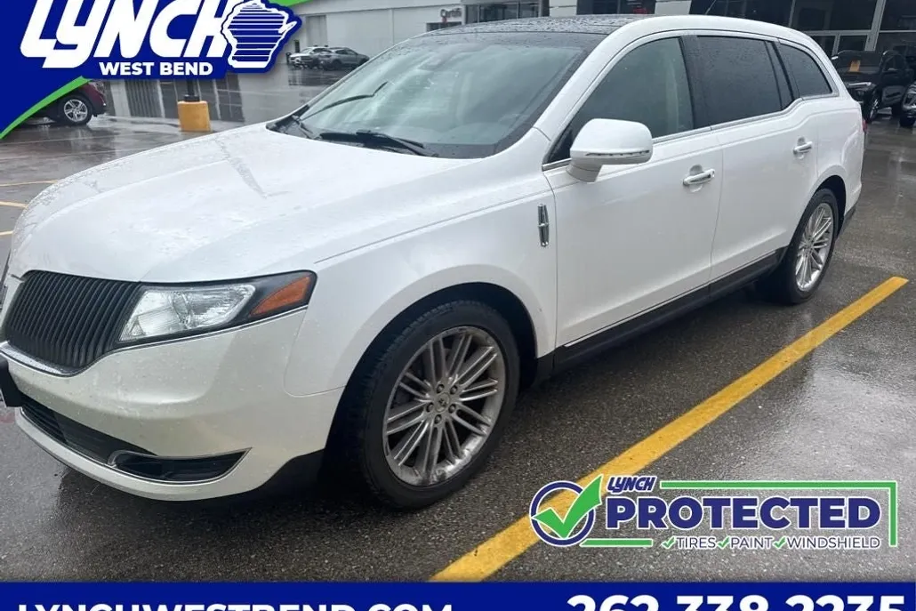 2013 Lincoln MKT EcoBoost photo 1