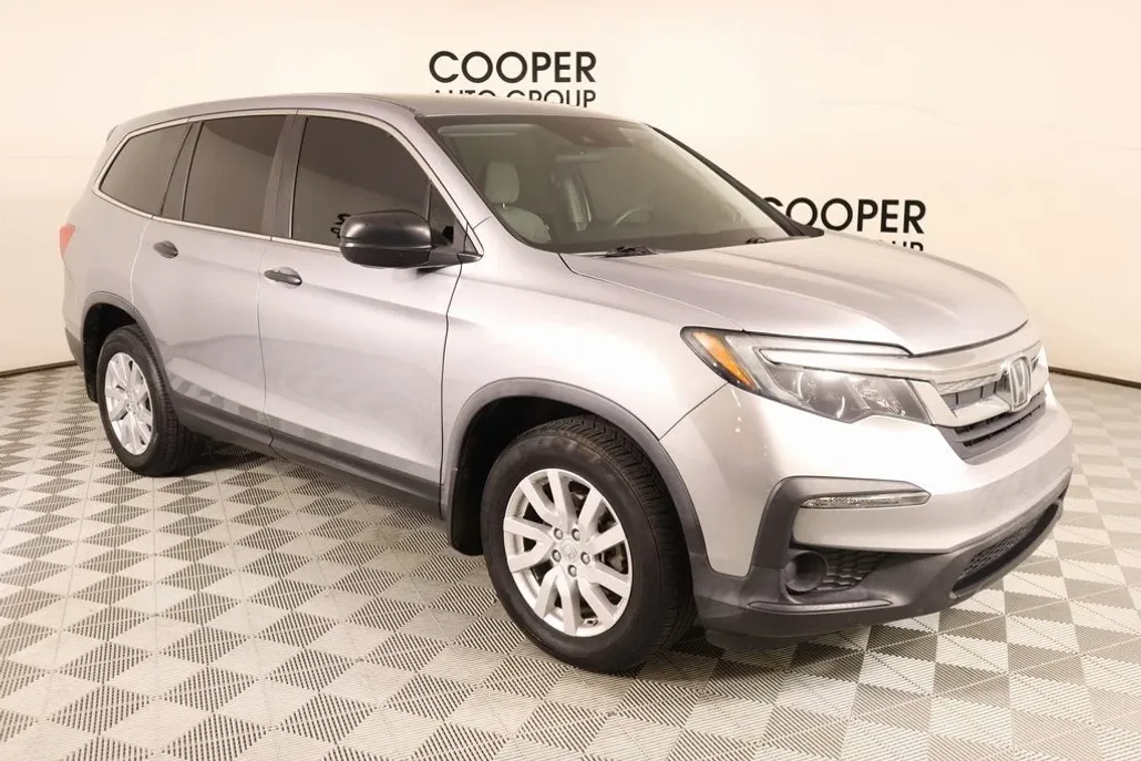 2019 Honda Pilot LX photo 1