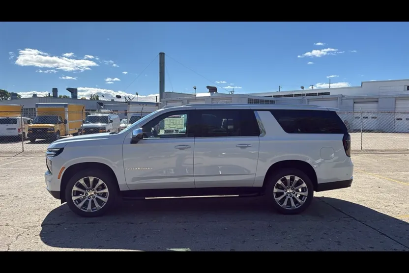2026 Chevrolet Suburban Premier photo 1