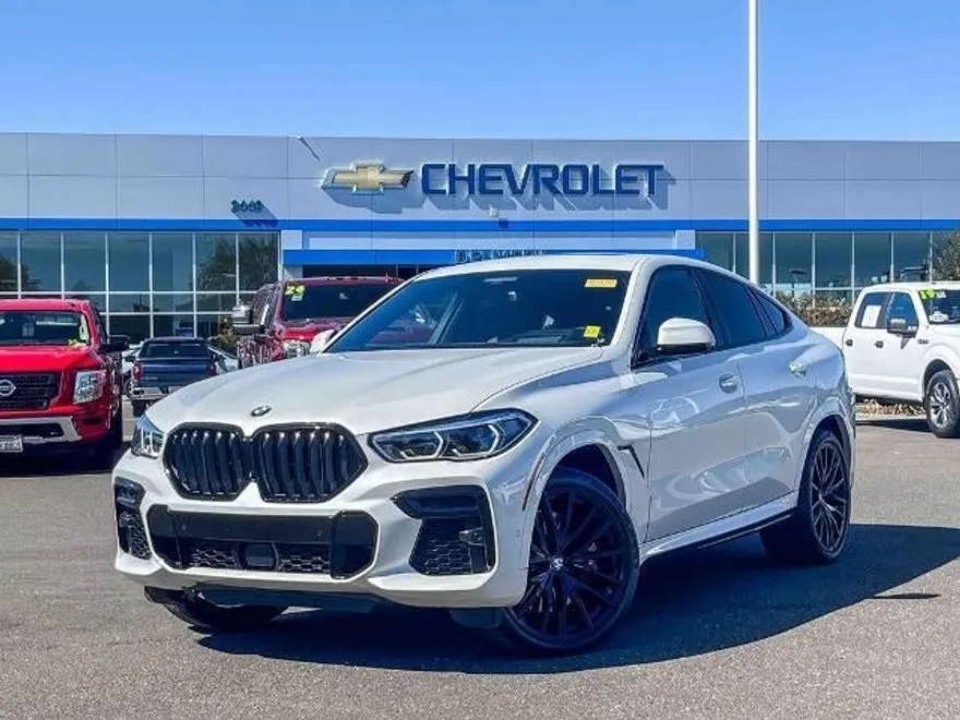 2022 Bmw X6 M50i photo 1