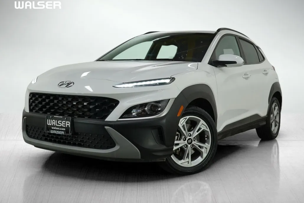 2023 Hyundai Kona SEL photo 1