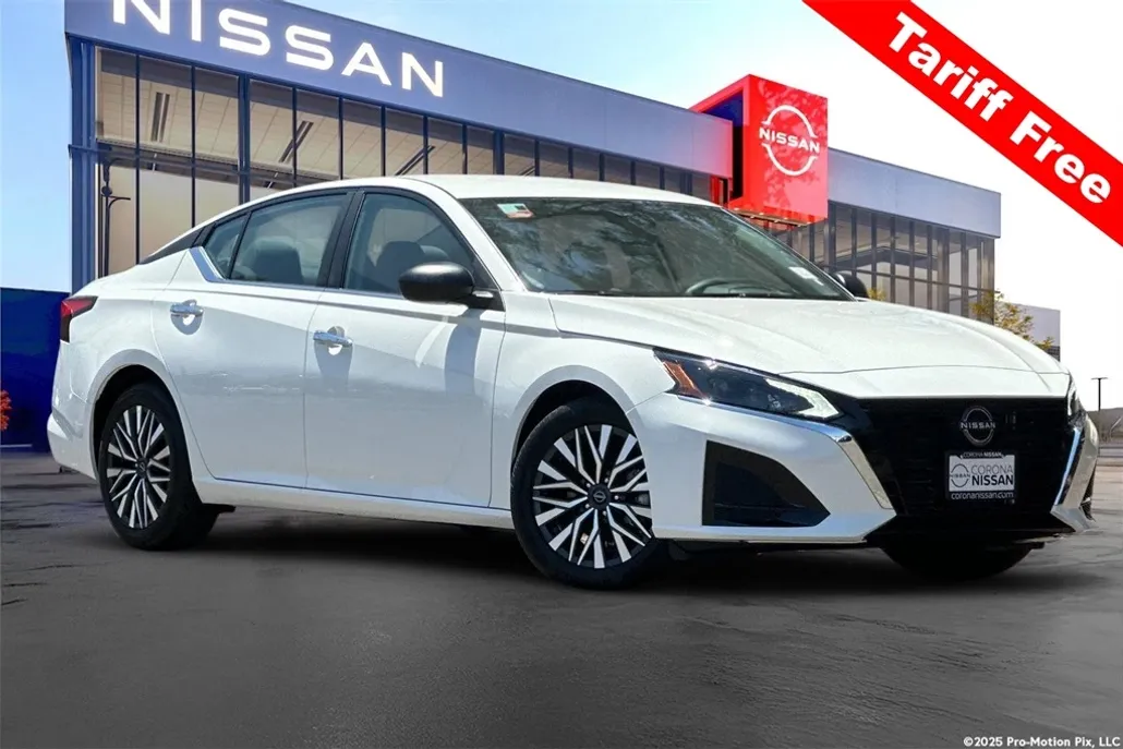 2025 Nissan Altima 2.5 SV photo 1