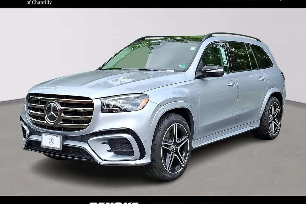 2025 Mercedes Benz GLS 450 4MATIC photo 1