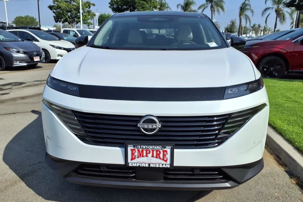 2025 Nissan Murano SL photo 1