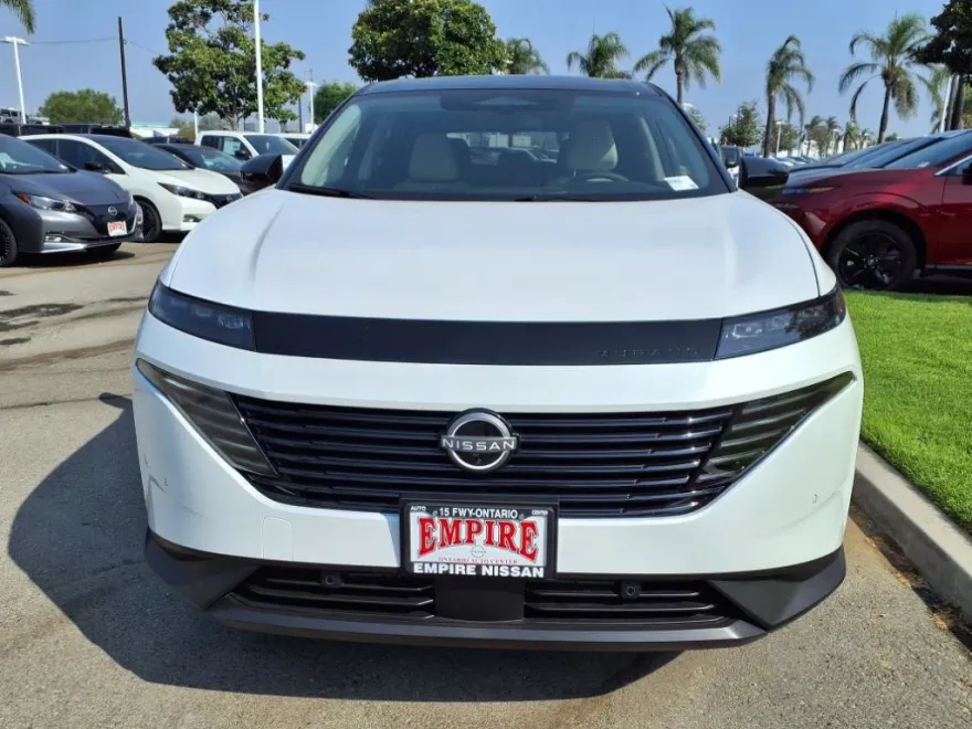 2025 Nissan Murano SL photo 1