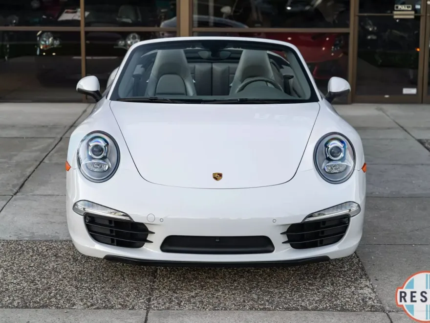 2012 Porsche 911 Cabriolet photo 2