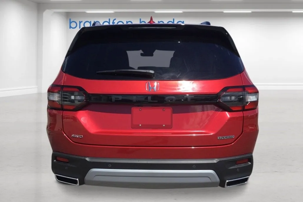 2025 Honda Pilot Touring photo 1