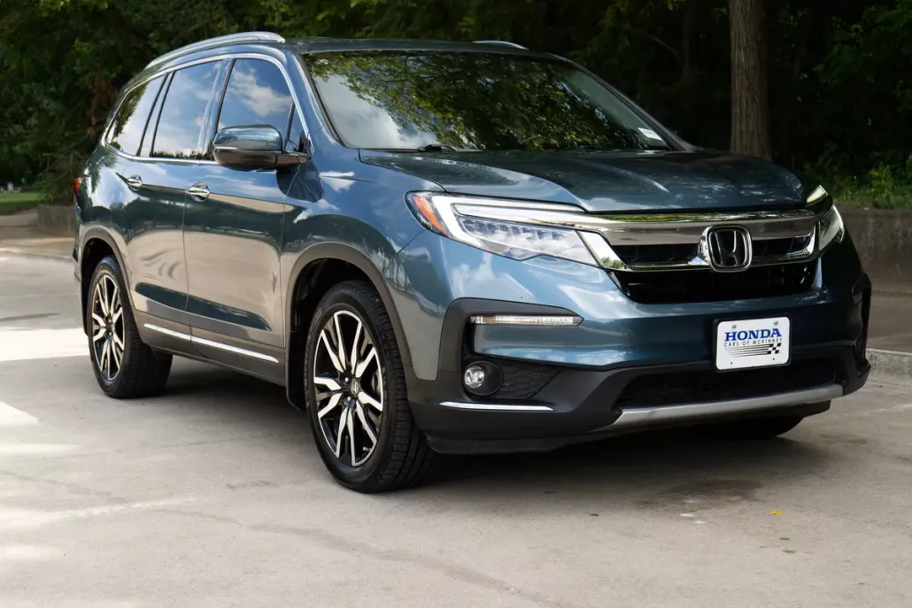 2020 Honda Pilot Touring photo 1