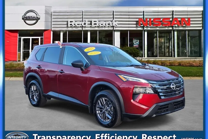 2025 Nissan Rogue S AWD photo 1