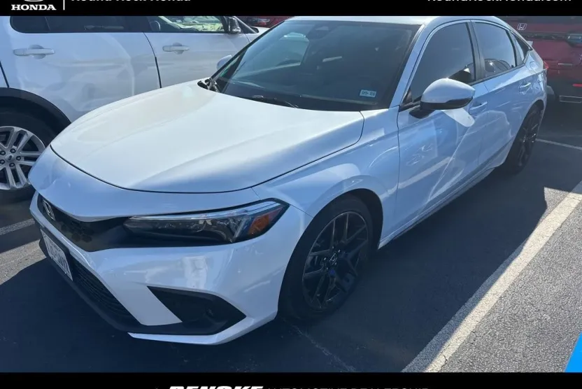 2024 Honda Civic Sport Touring photo 1