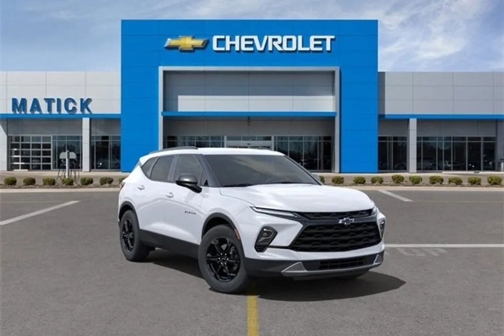 2025 Chevrolet Blazer 2LT photo 1