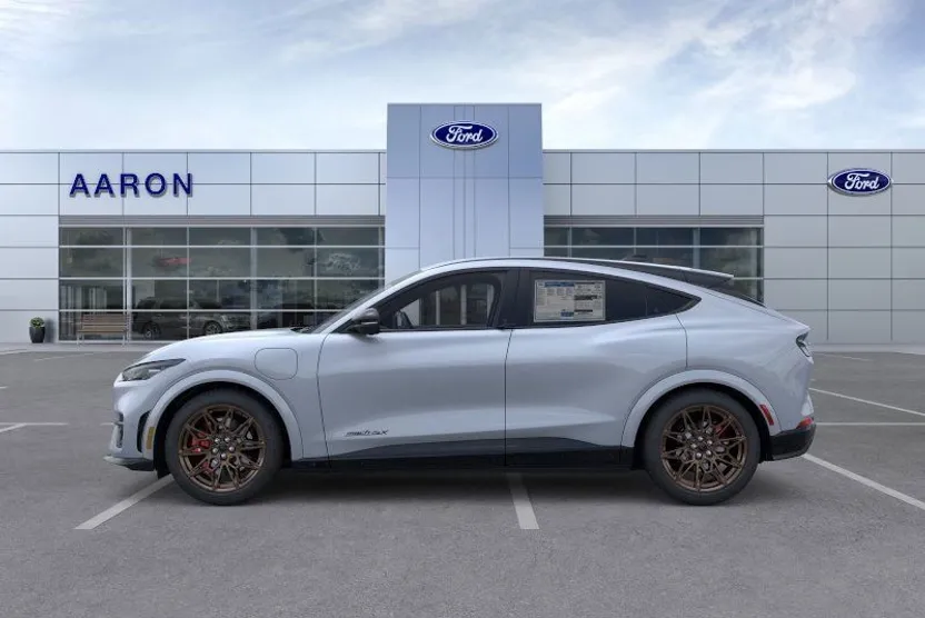 2025 Ford Mustang Mach-E GT photo 1