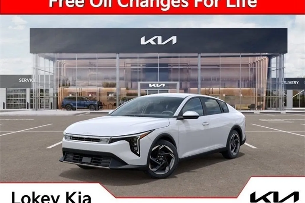 2025 Kia K4 EX photo 1