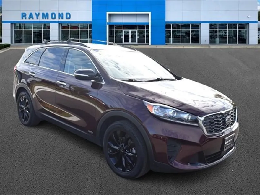 2020 Kia Sorento S photo 1