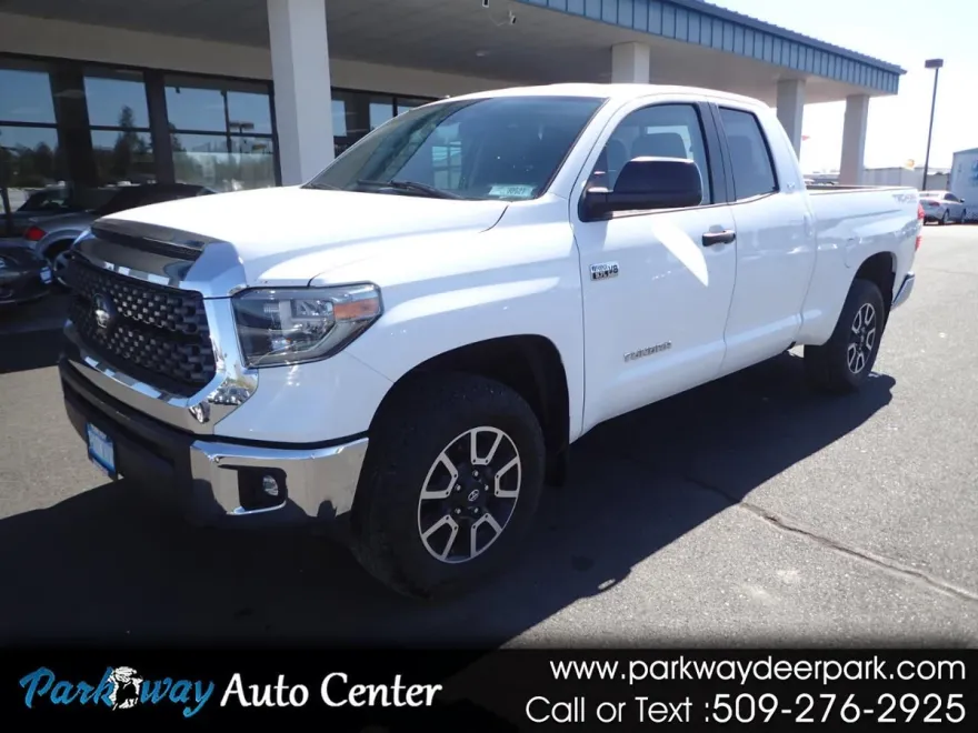 2018 Toyota Tundra SR5 Double Cab photo 1