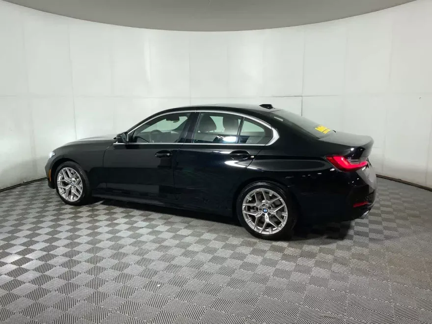 2025 Bmw 330i photo 1