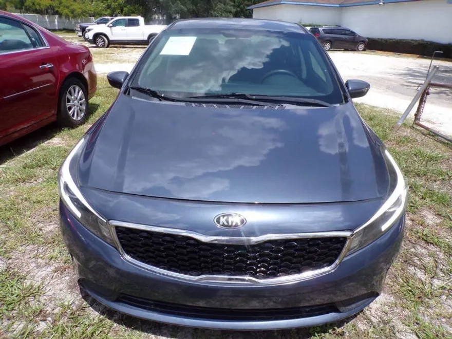 2016 Kia Forte LX photo 1