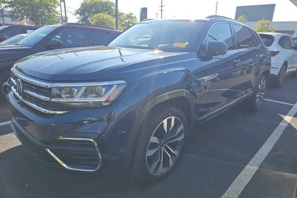 2021 Volkswagen Atlas Cross Sport V6 SEL Premium R-Line photo 1