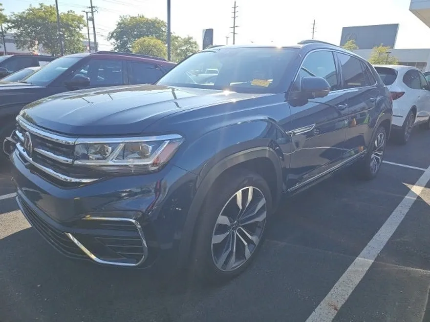 2021 Volkswagen Atlas Cross Sport V6 SEL Premium R-Line photo 1