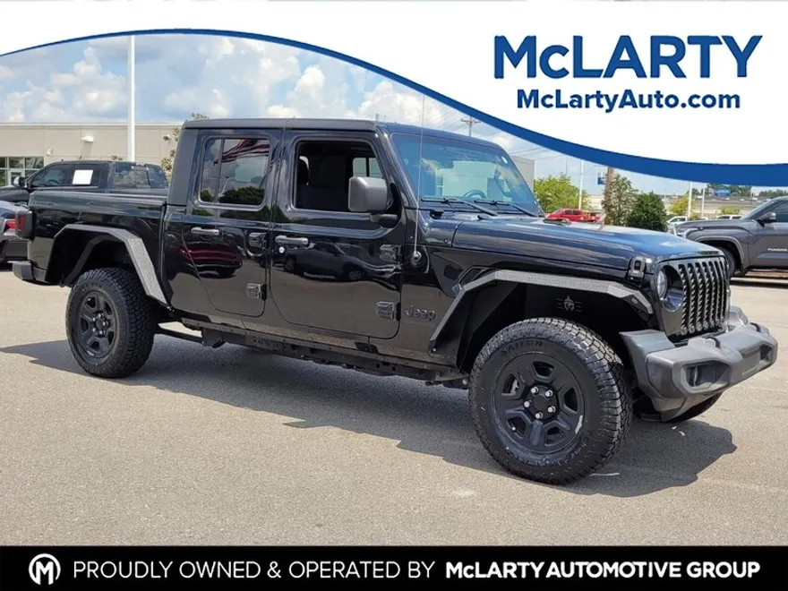 2021 Jeep Gladiator Sport photo 1